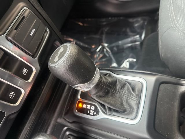 Used 2022 Jeep Wrangler Sport S image 18