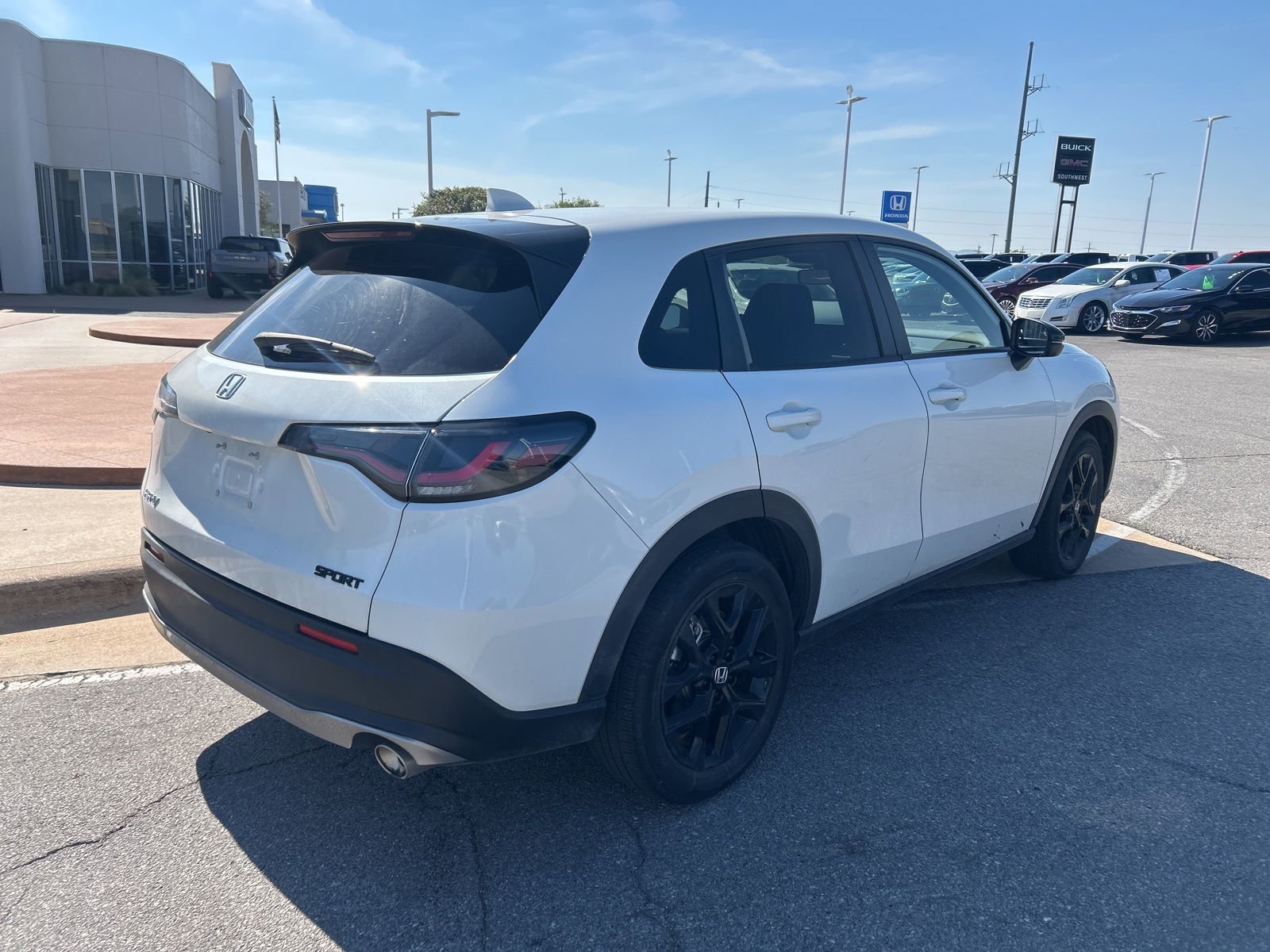Used 2024 Honda HR-V Sport image 5