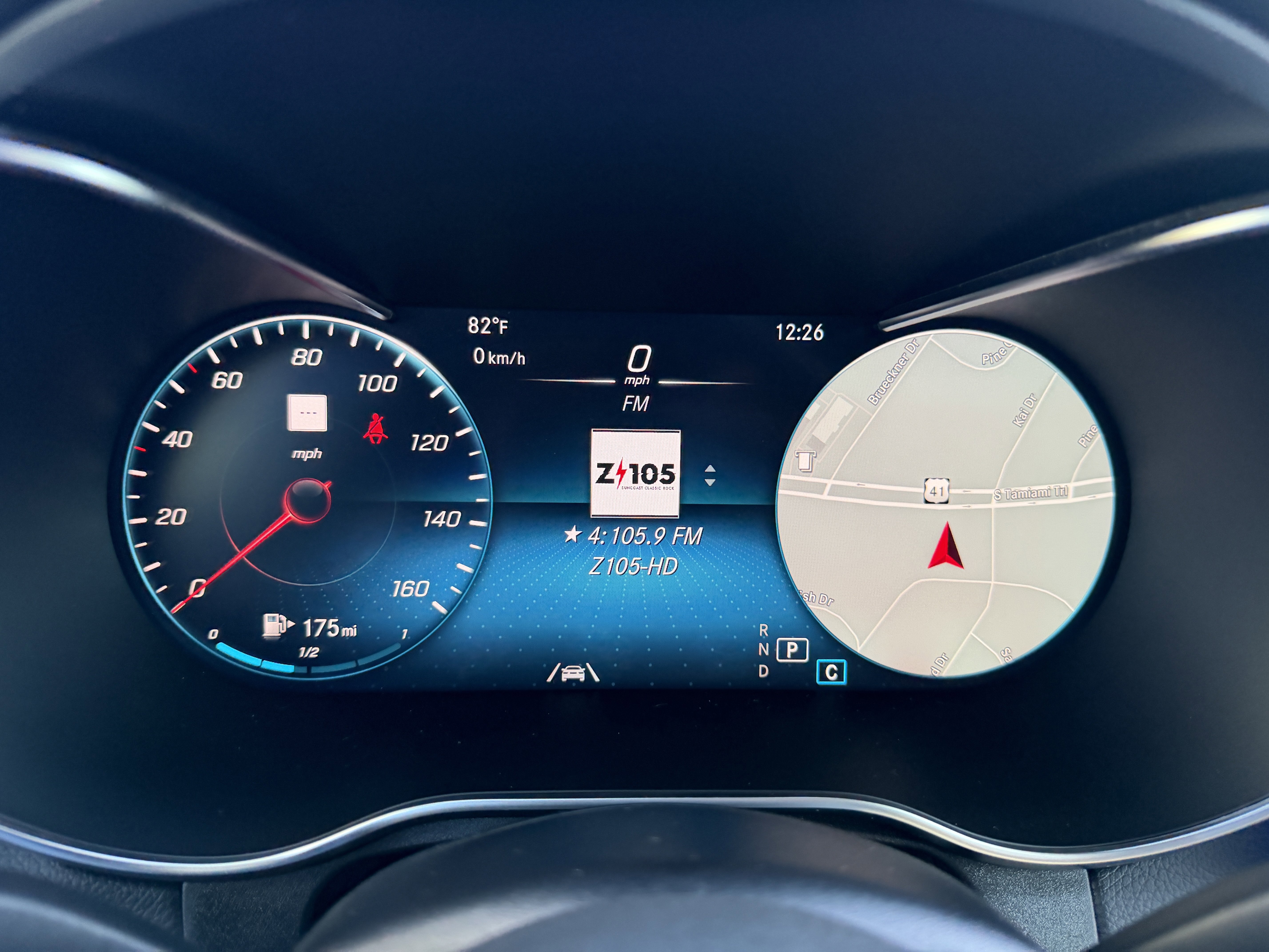 Used 2020 Mercedes-Benz GLC 300 image 27