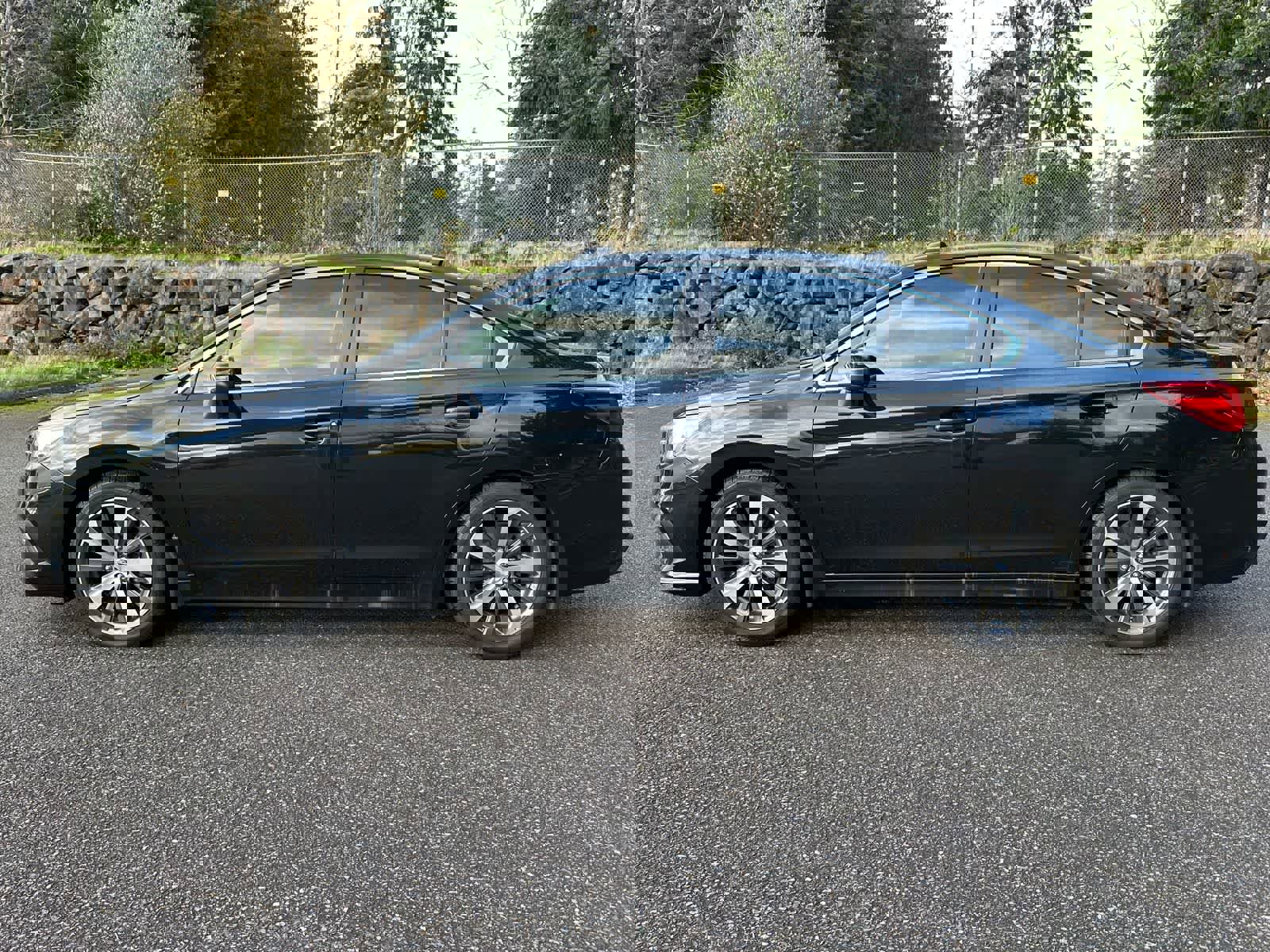 Used 2019 Subaru Legacy 2.5i Limited image 2