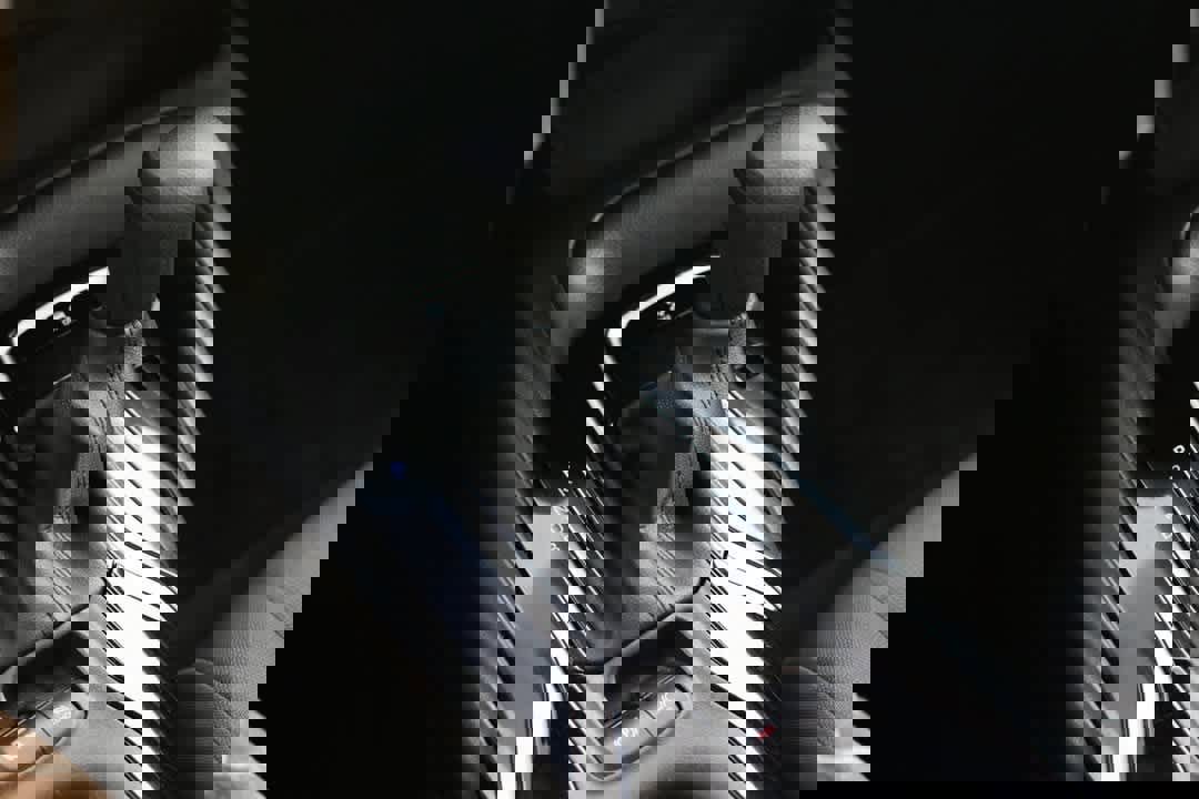 Used 2020 Toyota Corolla LE image 20