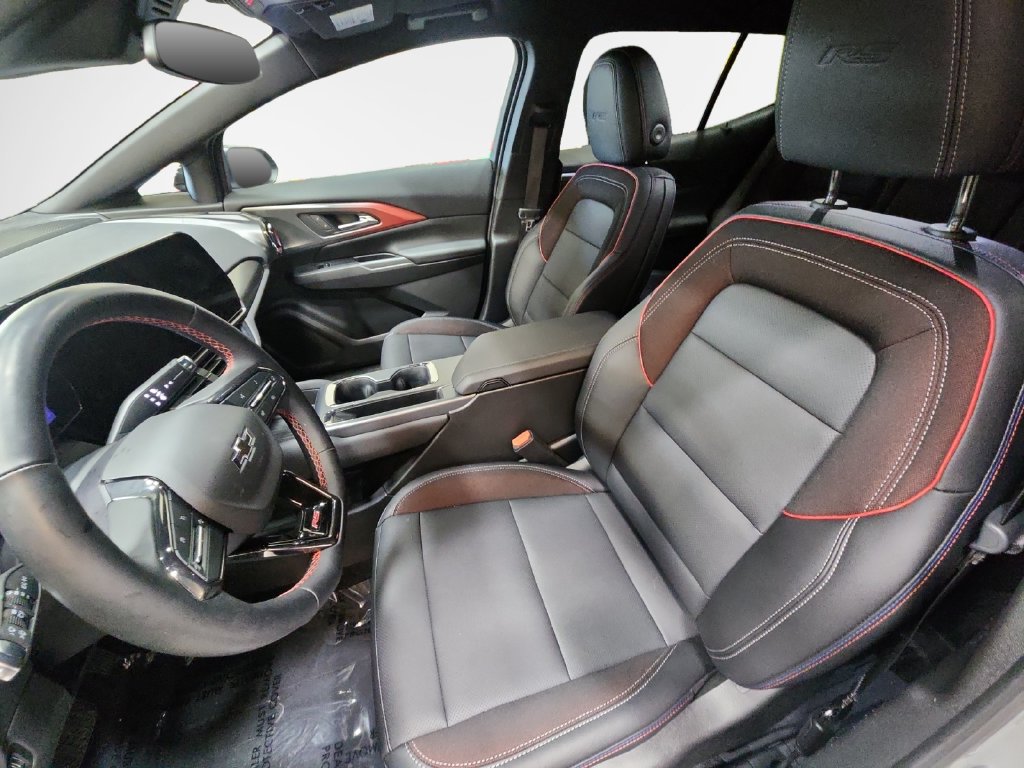 Certified 2026 Chevrolet Equinox EV RS AWD/4WD image 14