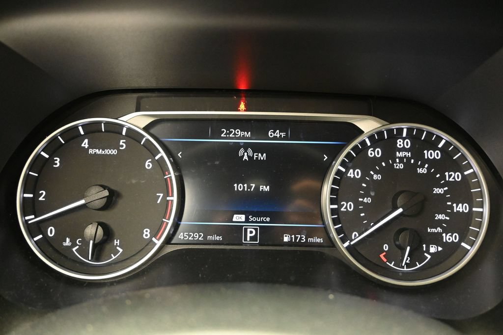 Used 2024 Nissan Sentra SV FWD image 26