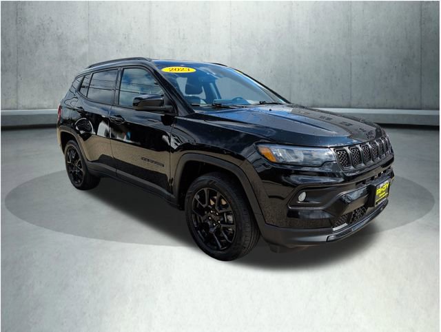 Used 2023 Jeep Compass Altitude w/ Convenience Group image 9