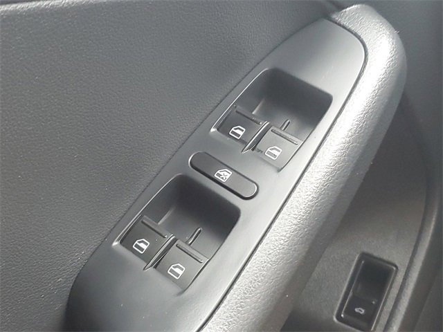 Used 2015 Volkswagen Jetta SE image 20