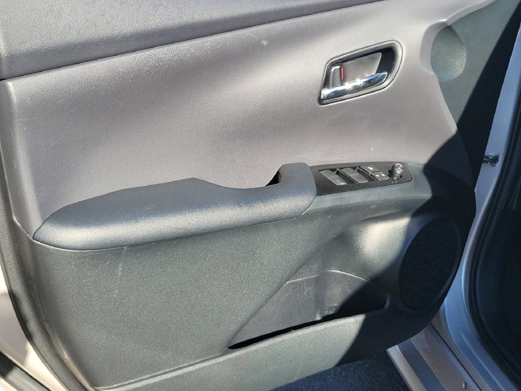 Used 2021 Toyota Prius Prime LE w/ Carpet Mat Package (TMS) FWD image 21