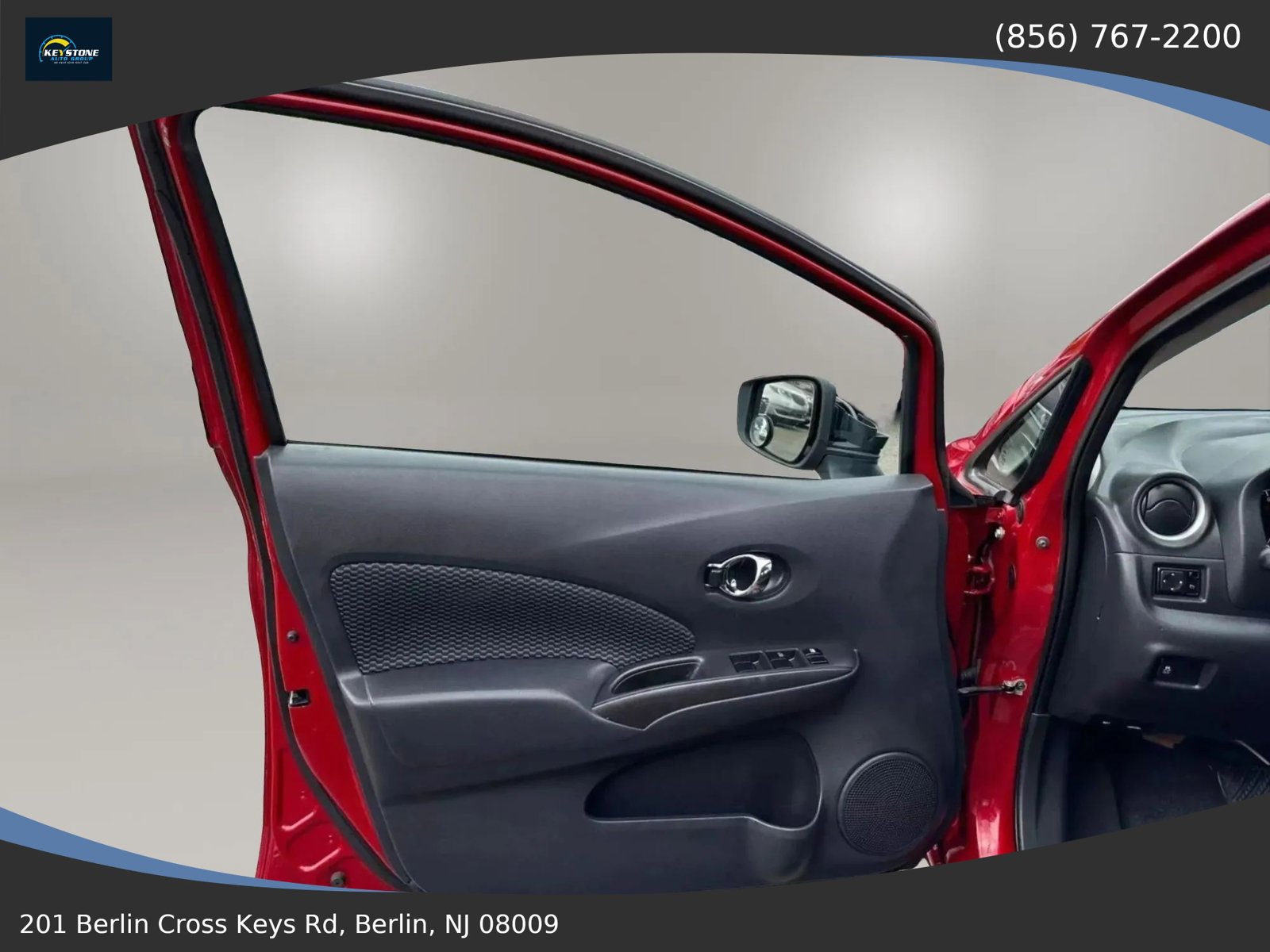 Used 2015 Nissan Versa Note SV FWD image 8