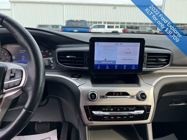 Used 2022 Ford Explorer XLT w/ Equipment Group 202A image 20