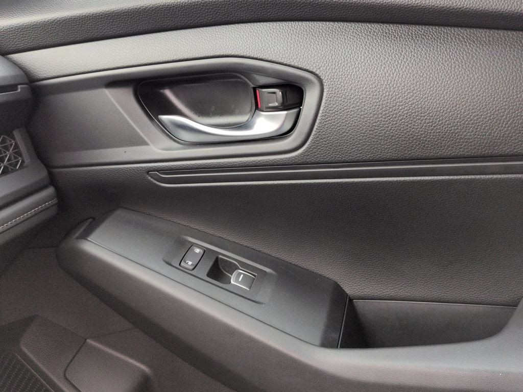Used 2025 Honda Accord LX image 24