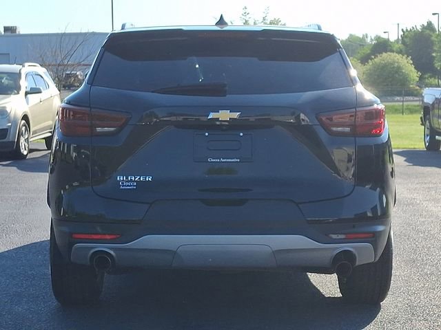 Used 2024 Chevrolet Blazer LT w/ Convenience Package FWD image 8