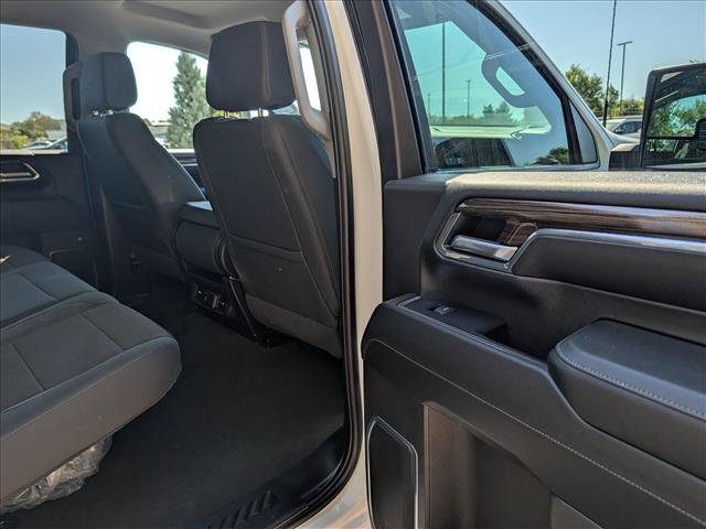 Used 2024 Chevrolet Silverado 2500 LT w/ Convenience Package AWD/4WD image 16