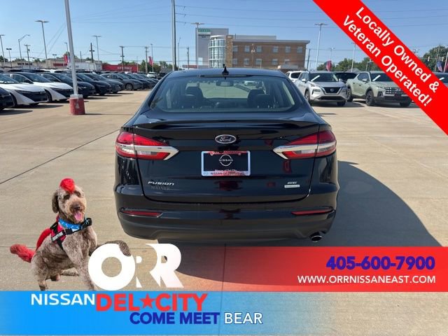 Used 2019 Ford Fusion SE w/ Equipment Group 151A FWD image 3