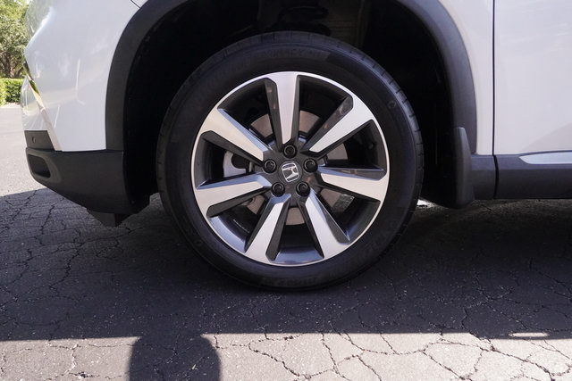 Used 2025 Honda Pilot Touring image 36