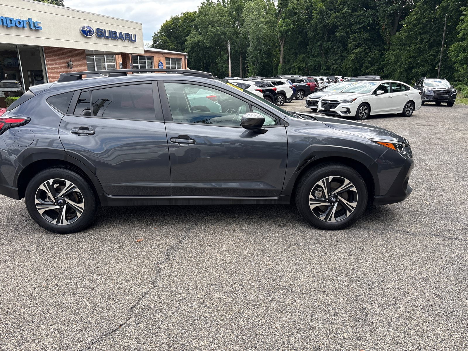 Used 2024 Subaru Crosstrek 2.0i Premium AWD/4WD image 10