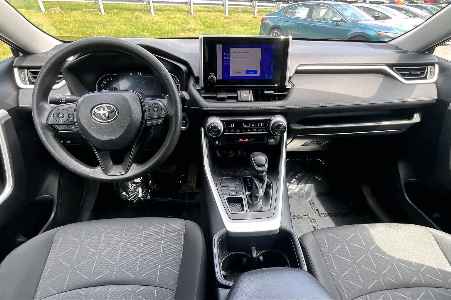 Used 2023 Toyota RAV4 XLE AWD/4WD image 15