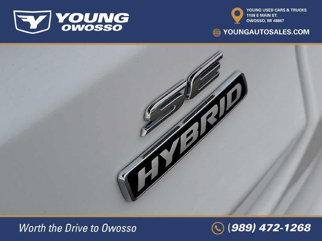 Used 2020 Ford Fusion SE FWD image 6