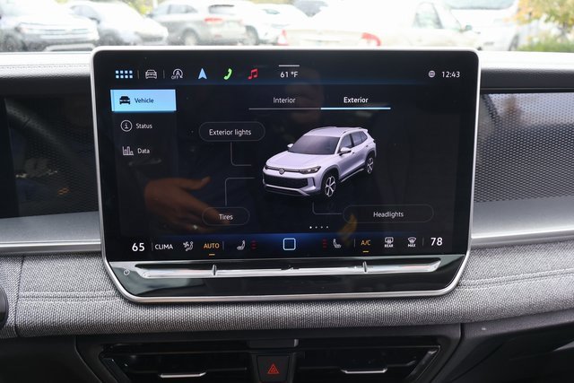 Certified 2025 Volkswagen Tiguan S image 23