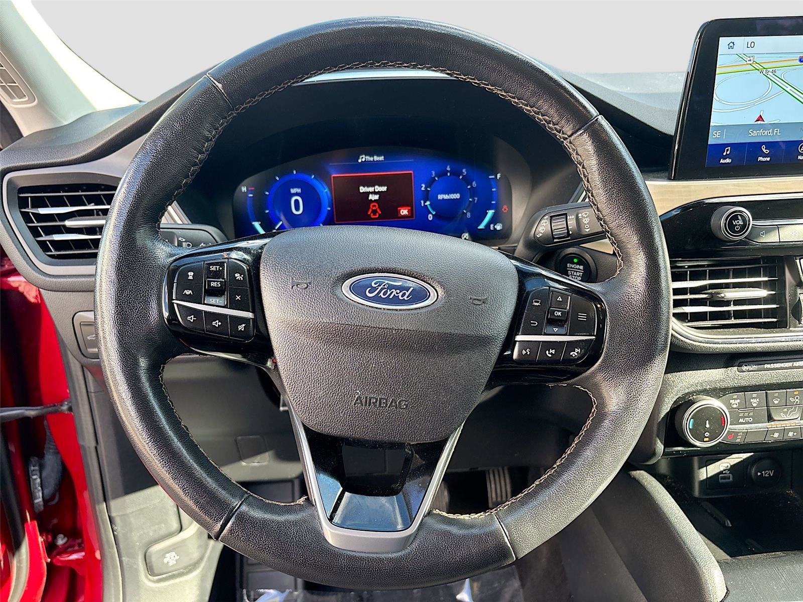 Used 2022 Ford Escape Titanium w/ Titanium Elite Package image 12