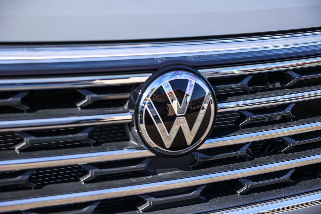 New 2026 Volkswagen Atlas SE image 15