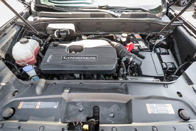 Used 2019 Lincoln Nautilus Premier AWD/4WD image 58
