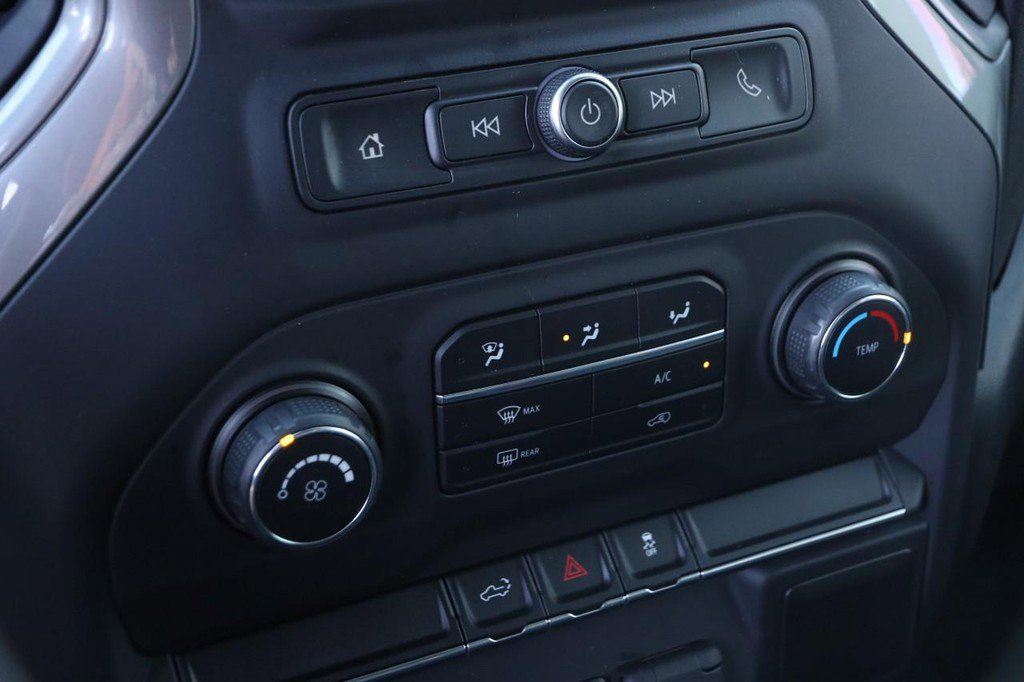 Used 2021 Chevrolet Silverado 2500 Custom w/ Custom Value Package image 15