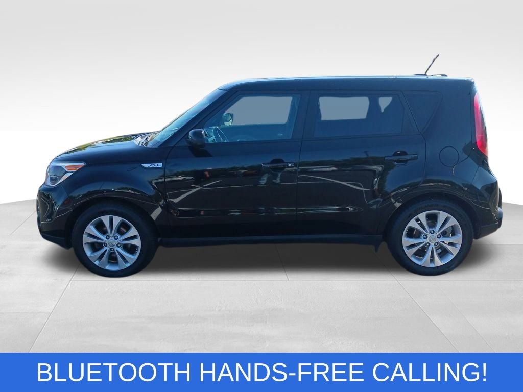 Used 2016 Kia Soul + image 2