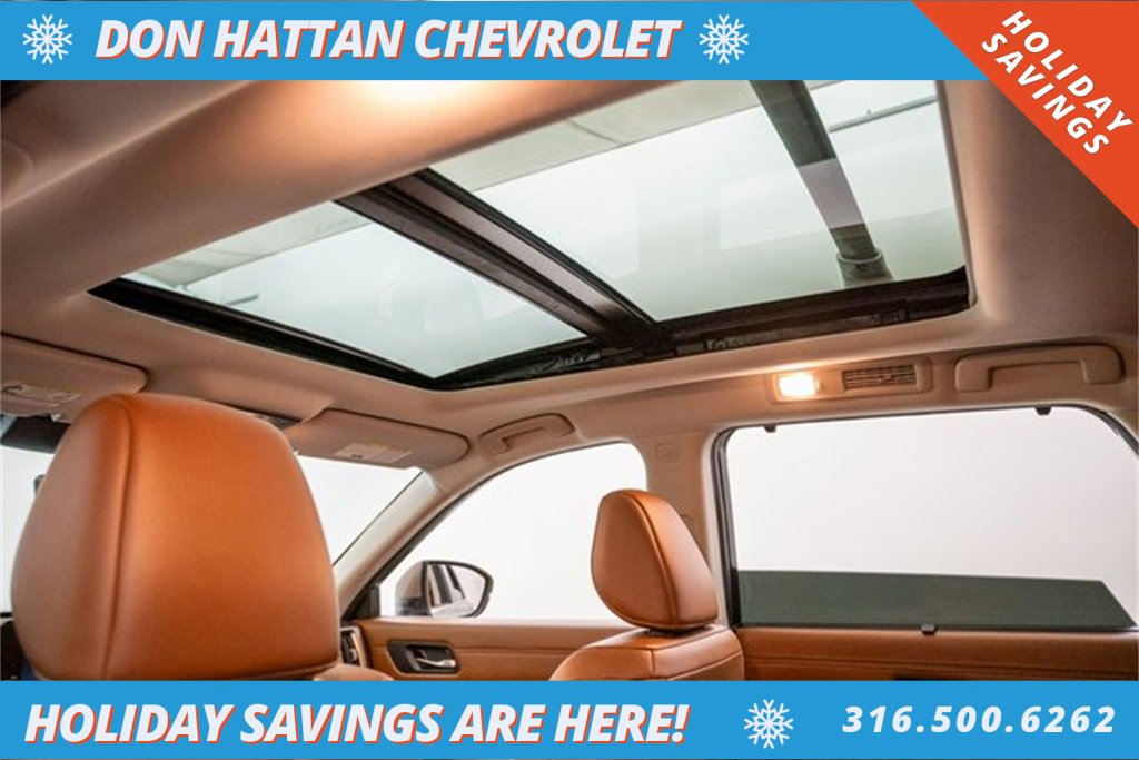 Used 2023 Nissan Pathfinder Platinum w/ Cargo Package image 27