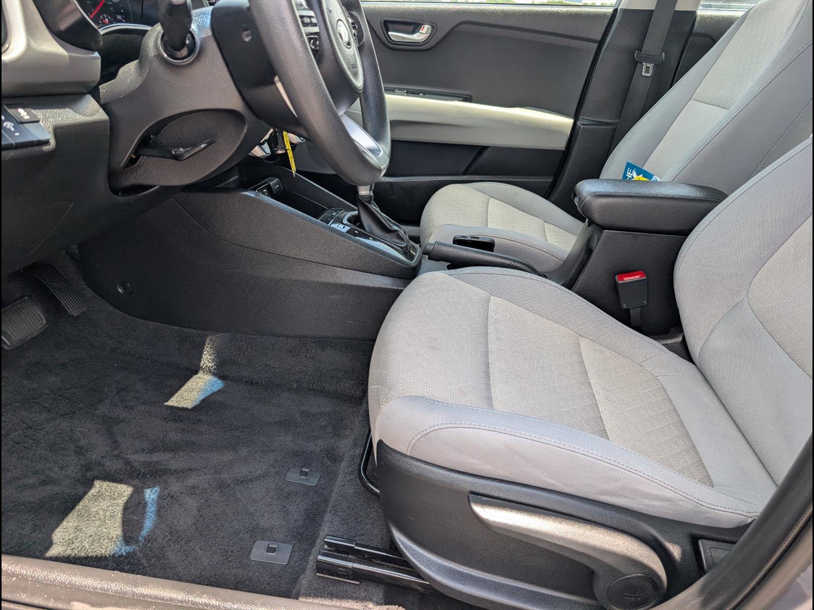 Used 2020 Kia Rio S FWD image 9