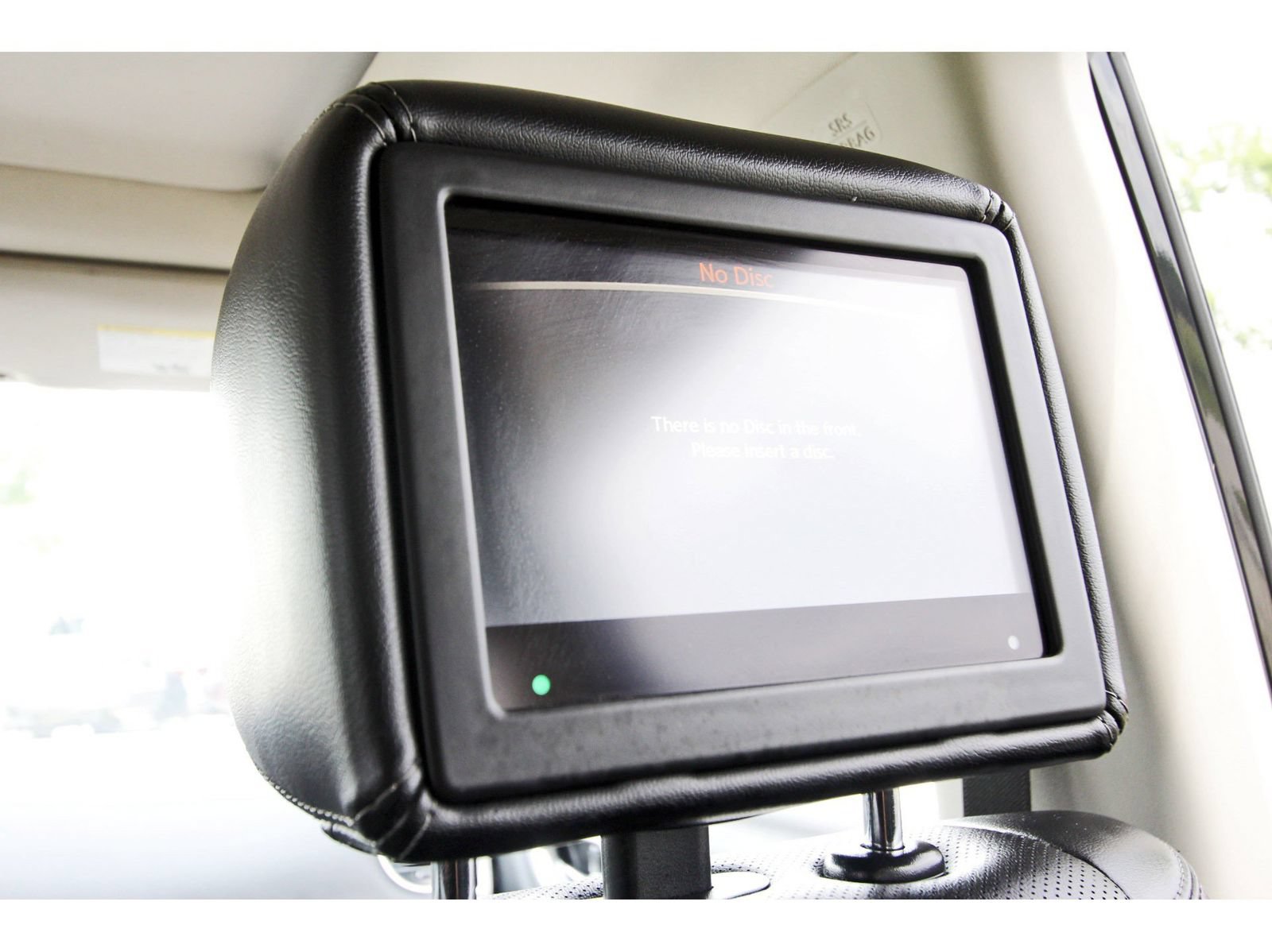 Used 2019 Nissan Pathfinder Platinum FWD image 17