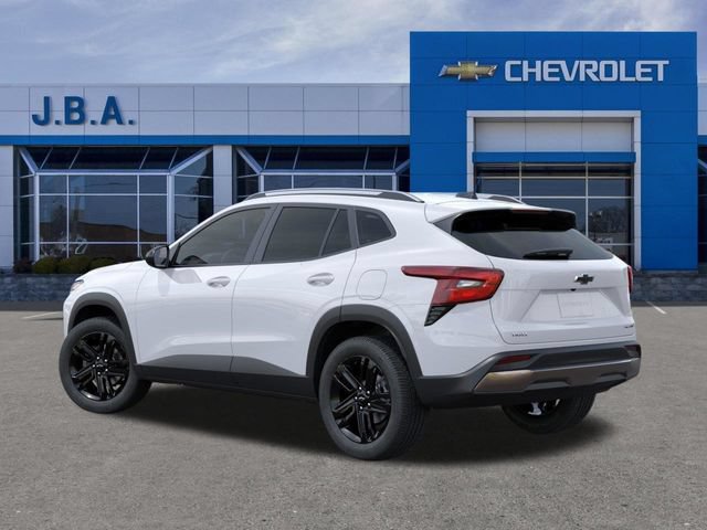 New 2026 Chevrolet Trax ACTIV w/ Sunroof Package FWD image 3