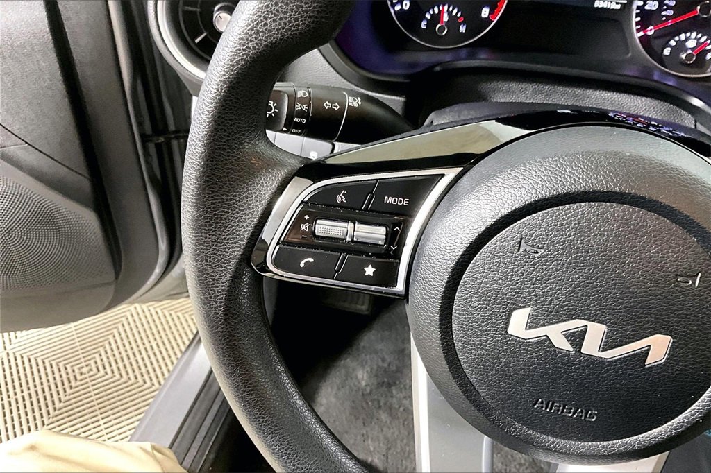 Used 2024 Kia Forte LXS image 14