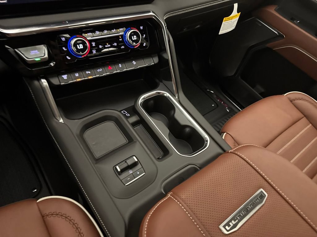 New 2026 GMC Sierra 3500 Denali Ultimate AWD/4WD image 18