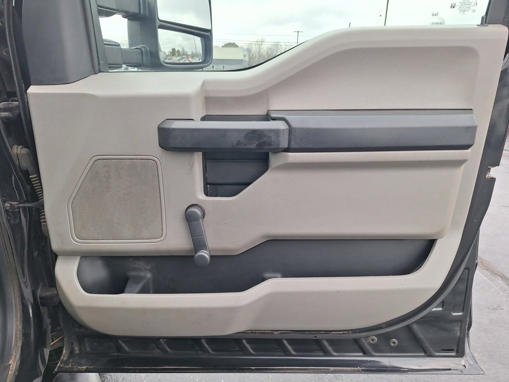 Used 2020 Ford F250 XL w/ XL Value Package image 13