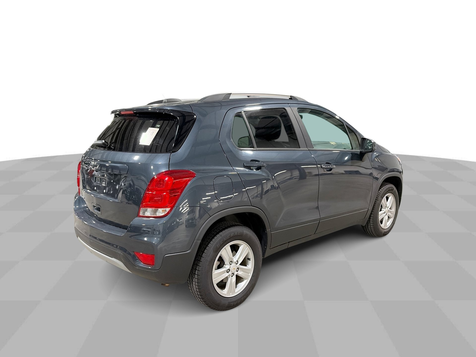 Used 2021 Chevrolet Trax LT AWD/4WD image 9