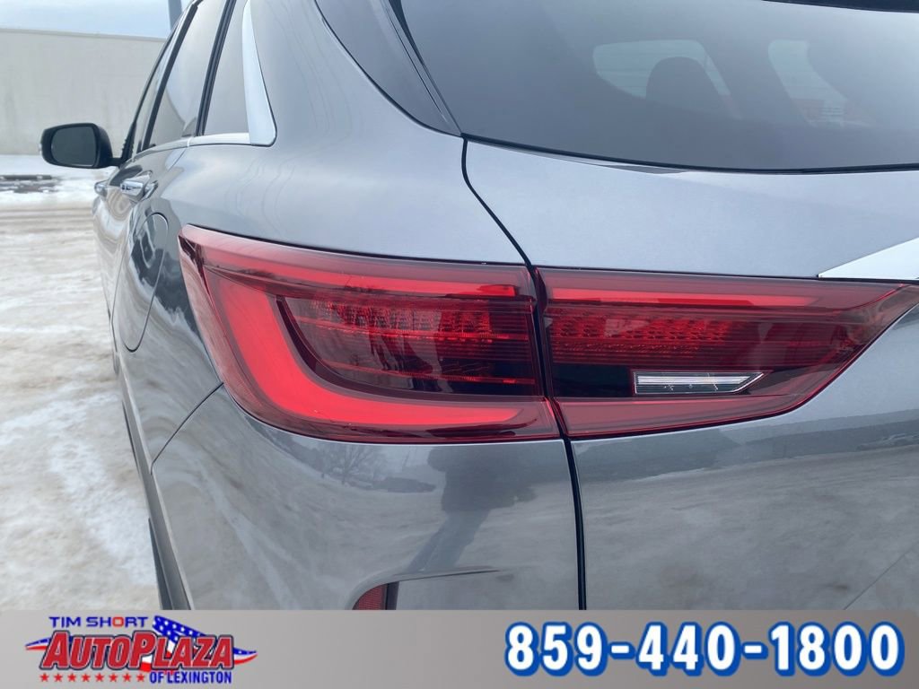 Used 2023 INFINITI QX50 Luxe image 16
