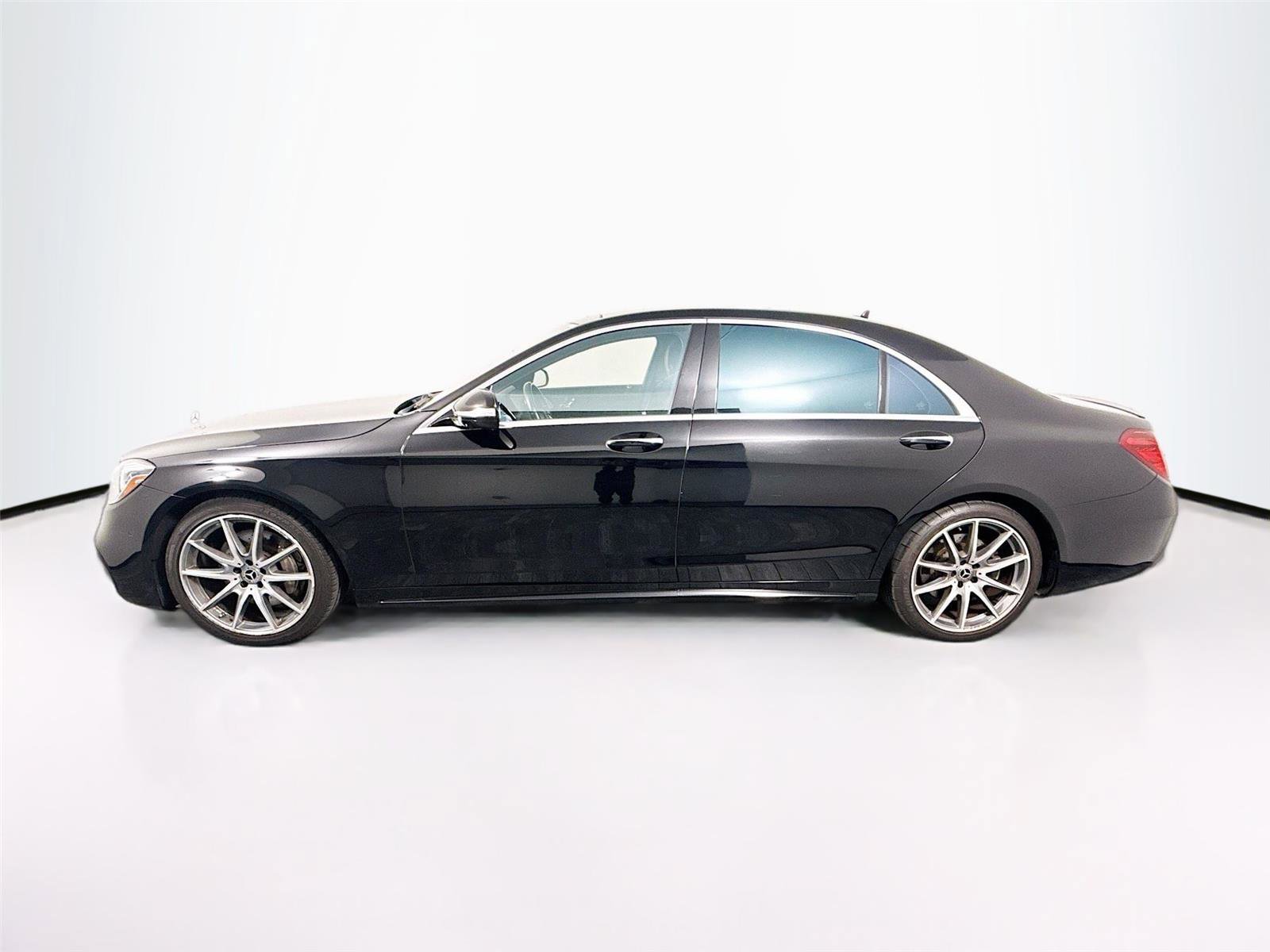 Used 2020 Mercedes-Benz S 450 Sedan image 5