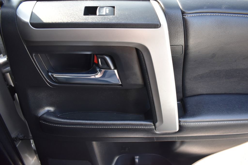 Used 2016 Toyota 4Runner Limited image 14