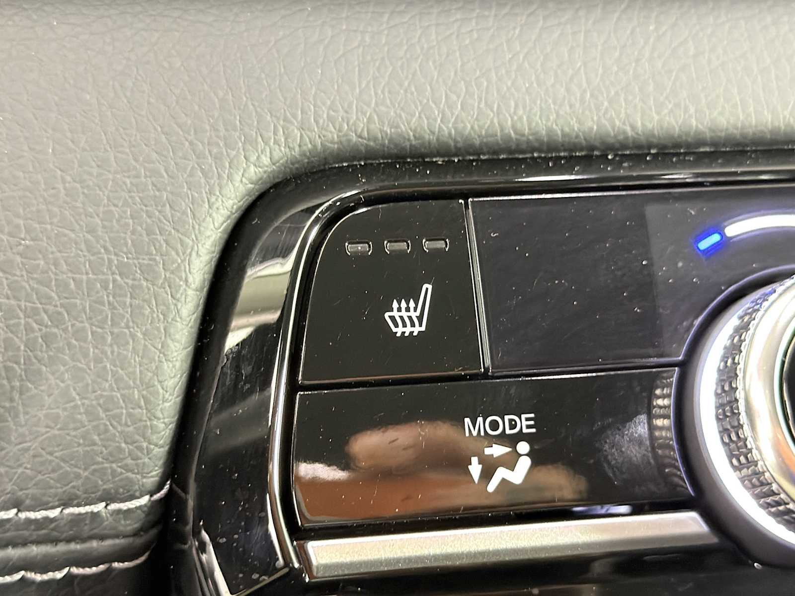 Used 2025 Honda Pilot EX-L image 31