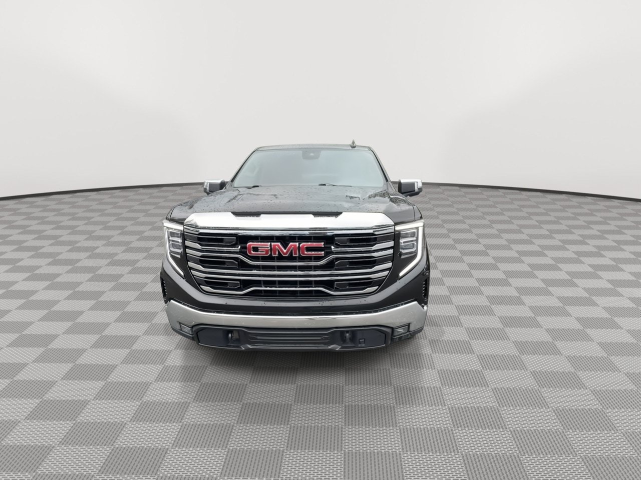 Used 2025 GMC Sierra 1500 SLT AWD/4WD image 3