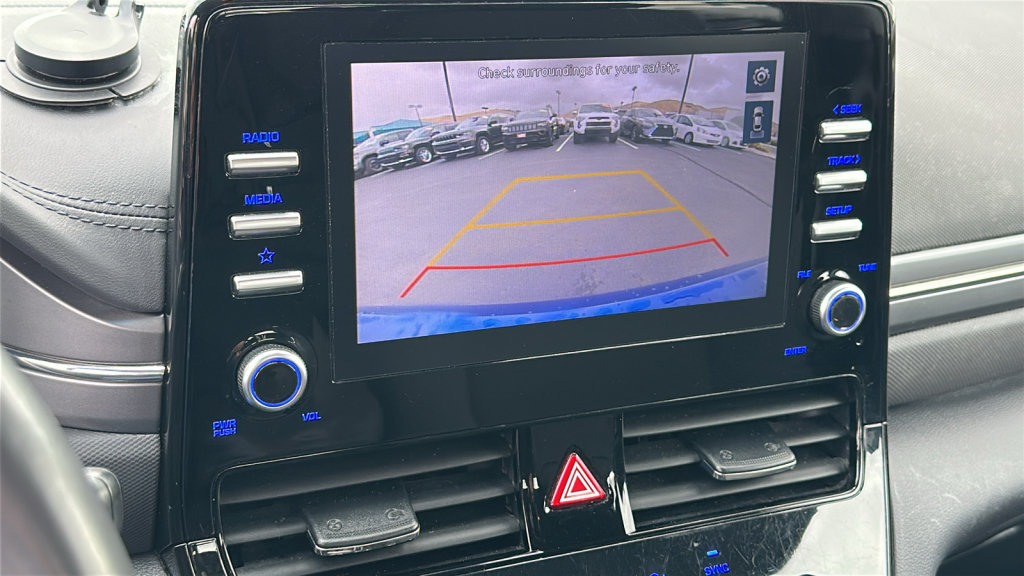 Used 2021 Hyundai Ioniq SE FWD image 16