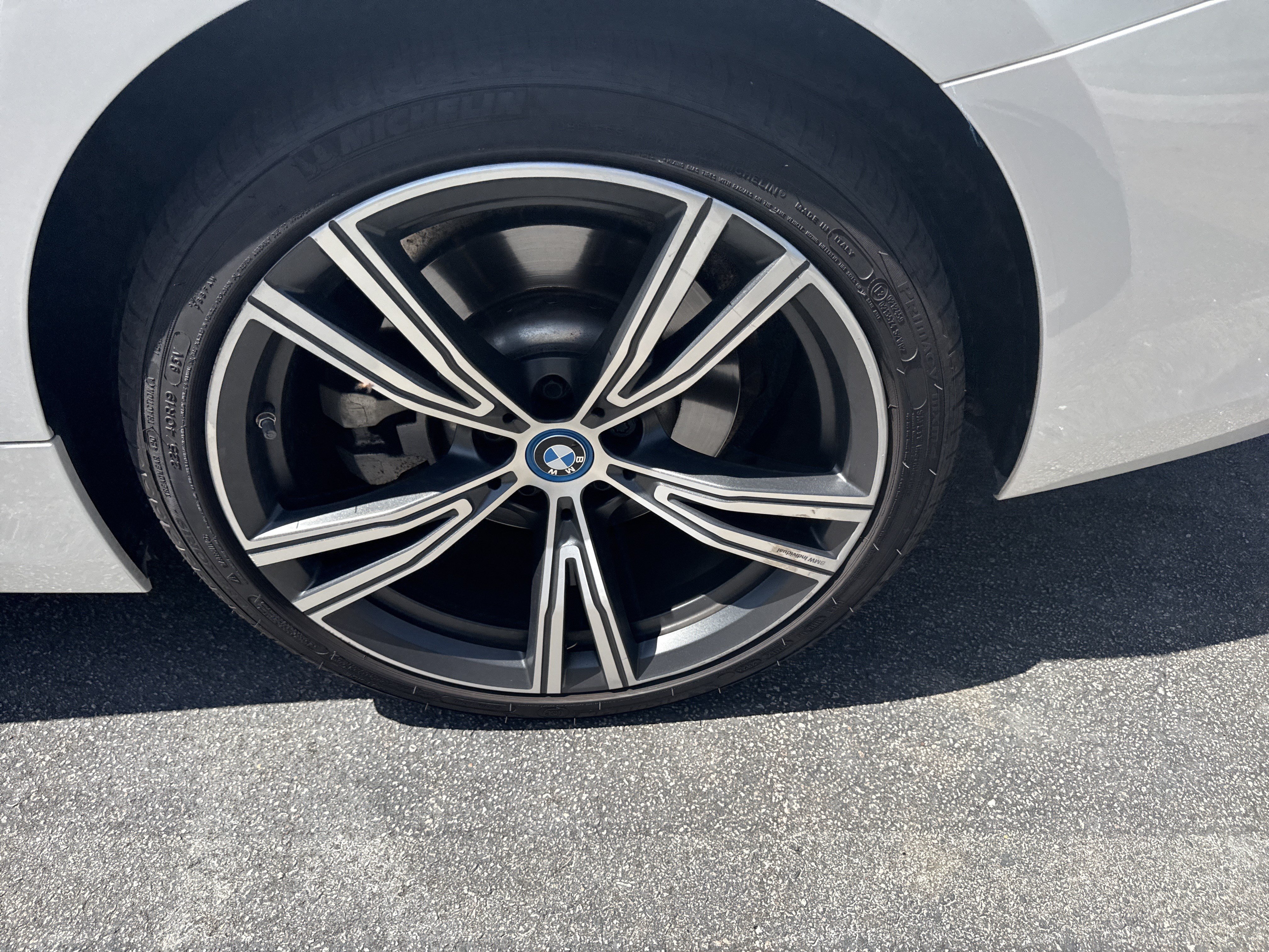 Used 2024 BMW 330e w/ Premium Package RWD image 46