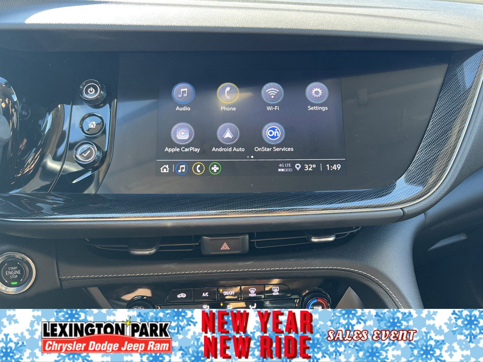 Used 2023 Buick Envision Preferred image 18