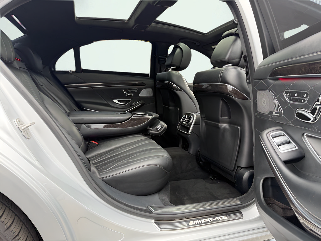 Used 2016 Mercedes-Benz S 63 AMG 4MATIC Sedan image 34