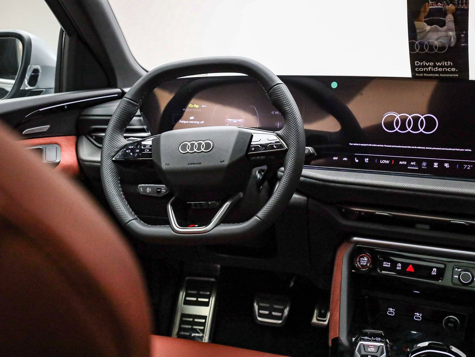 New 2025 Audi SQ5 Premium Plus AWD/4WD image 17