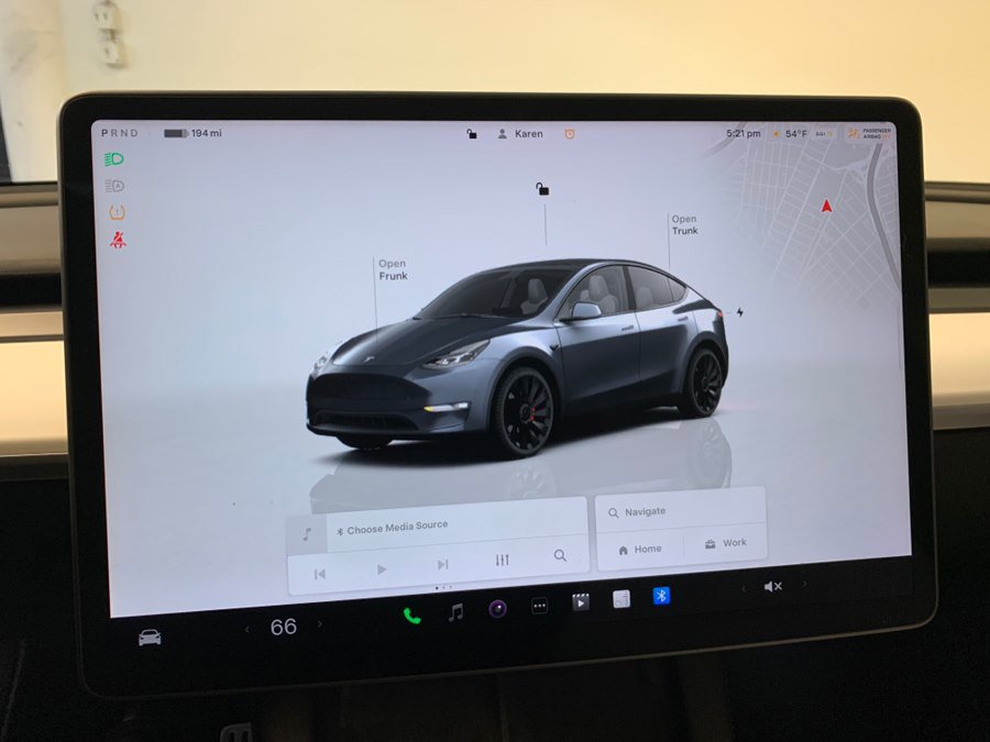Used 2022 Tesla Model Y Performance AWD/4WD image 23