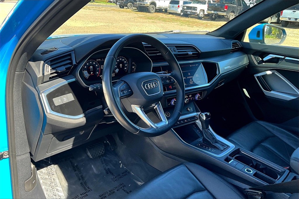 Used 2023 Audi Q3 2.0T Premium image 18