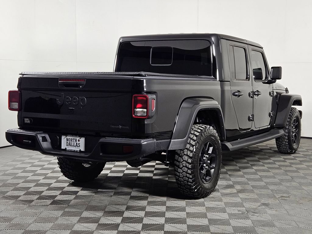 Used 2025 Jeep Gladiator Sport image 5