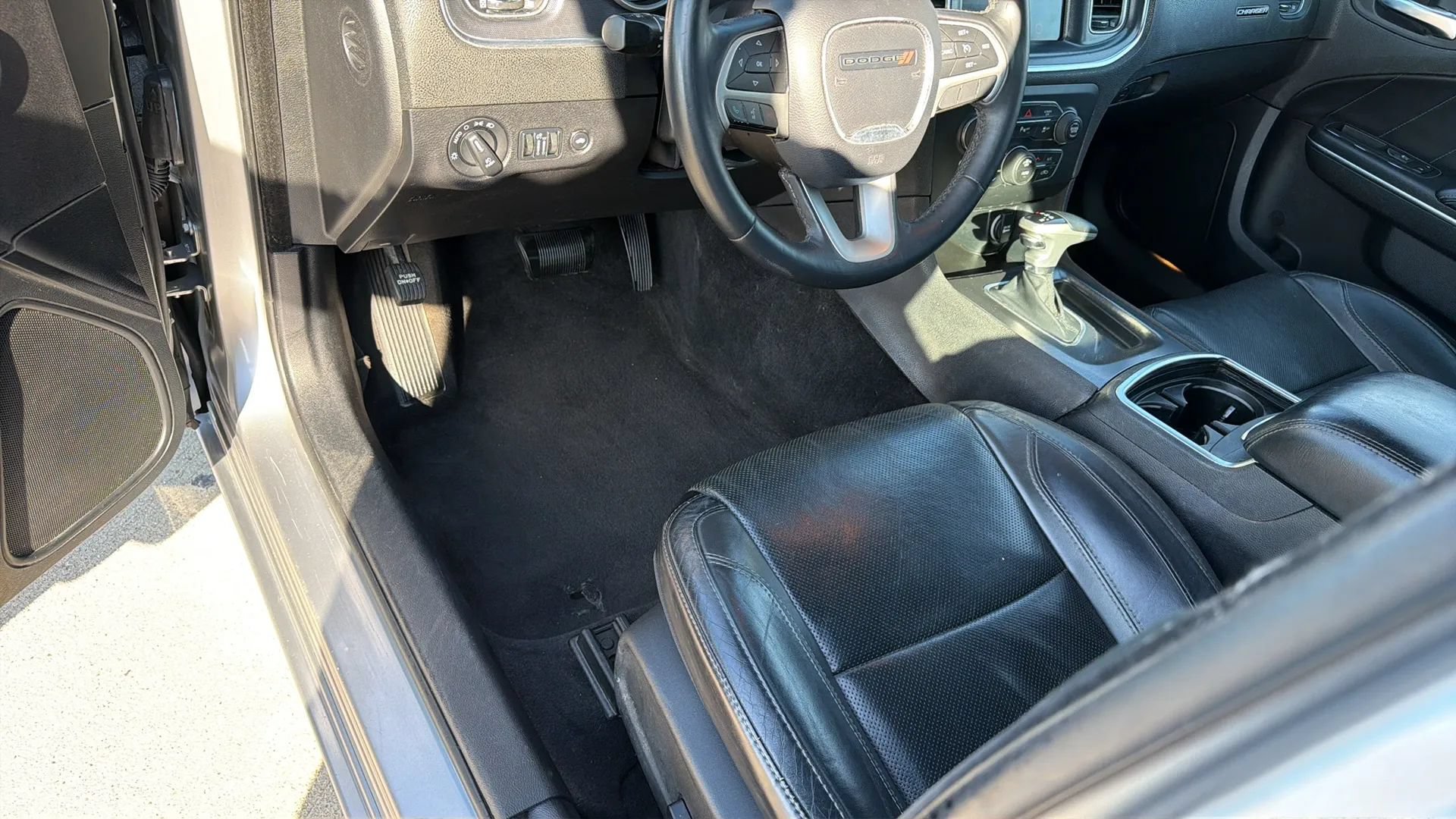 Used 2015 Dodge Charger SXT w/ Plus Group RWD image 92