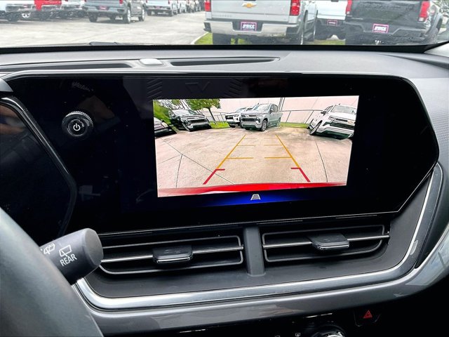 Used 2024 Chevrolet Trax ACTIV FWD image 23