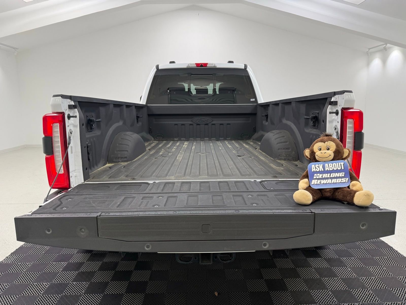 Used 2023 Ford F350 King Ranch w/ Chrome Package image 10